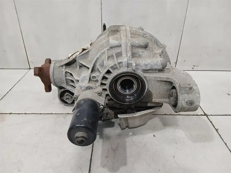 Porsche Panamera 970 Rear Diff 97035002151 Differential Rear Turbo S