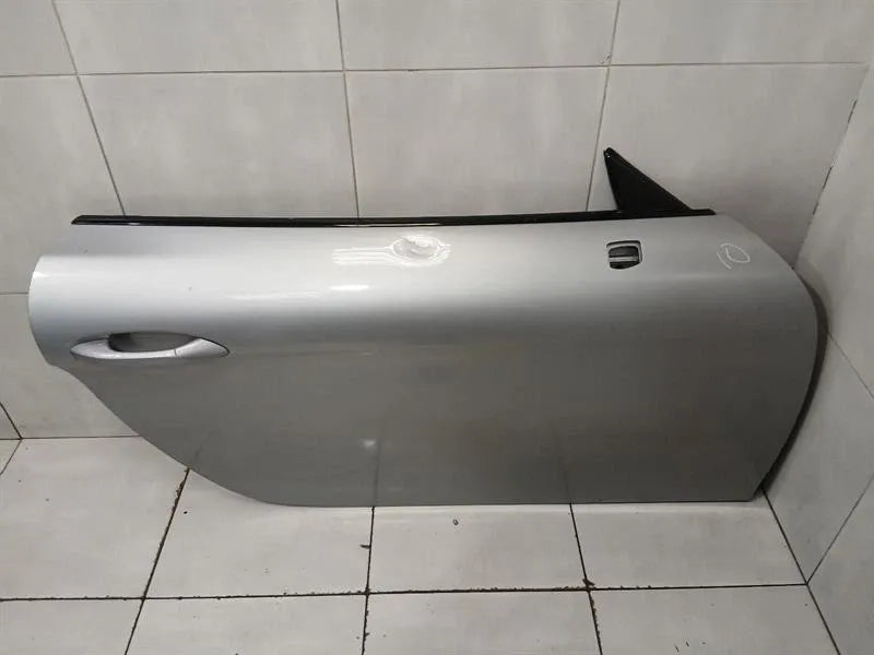 Porsche Cayman 718 right front door 982831052 YGRV door front right