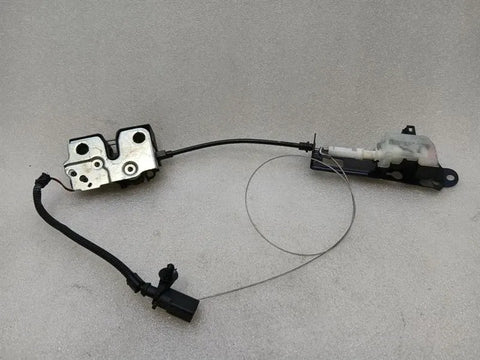 Porsche Boxster Spyder 718 Bonnet Lock 9P1823501 Bonnet Lock
