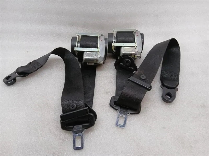 Porsche 911 991 front seat belt 99180303304 coupe seat belt belt front