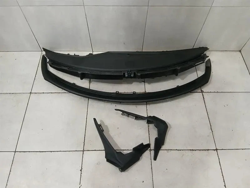 FERRARI F8 F142MFL Dashboard upper cover Defroster 831151 RECHTSLENKER RHD