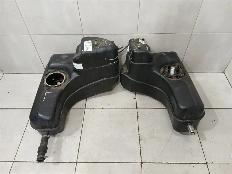 AUDI R8 4S AWD Fuel Tank 4S7201076K SET Fuel Tank