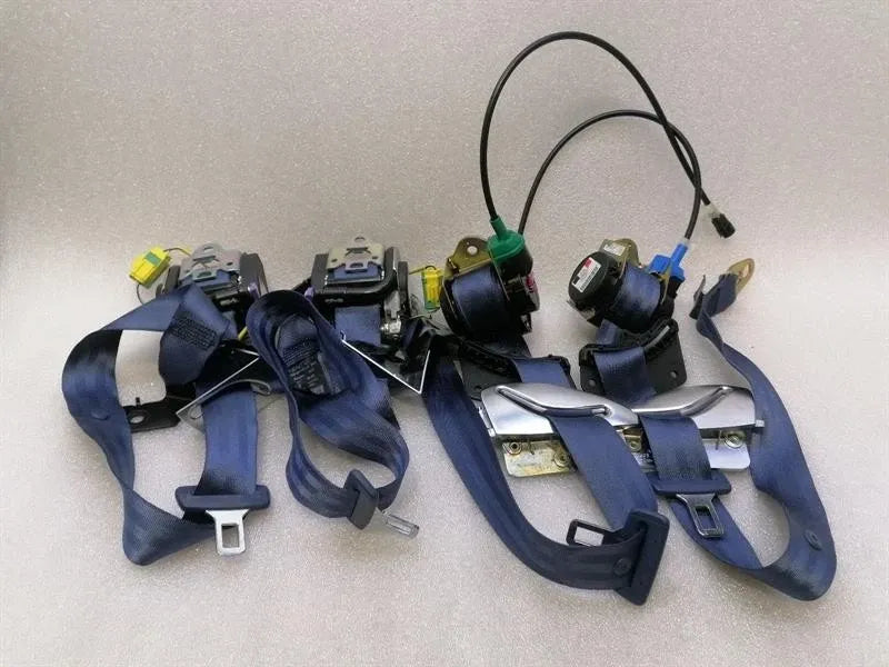 Bentley Continental GT W12 Seatbelt Set 3W2857705C RHD RIGHT HAND DRIVE