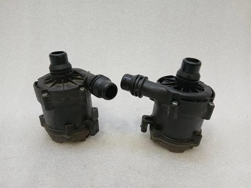 BMW 5 Series F90 G30 M5 Additional Cooling Pump 8638237 Coolant Pump Pump