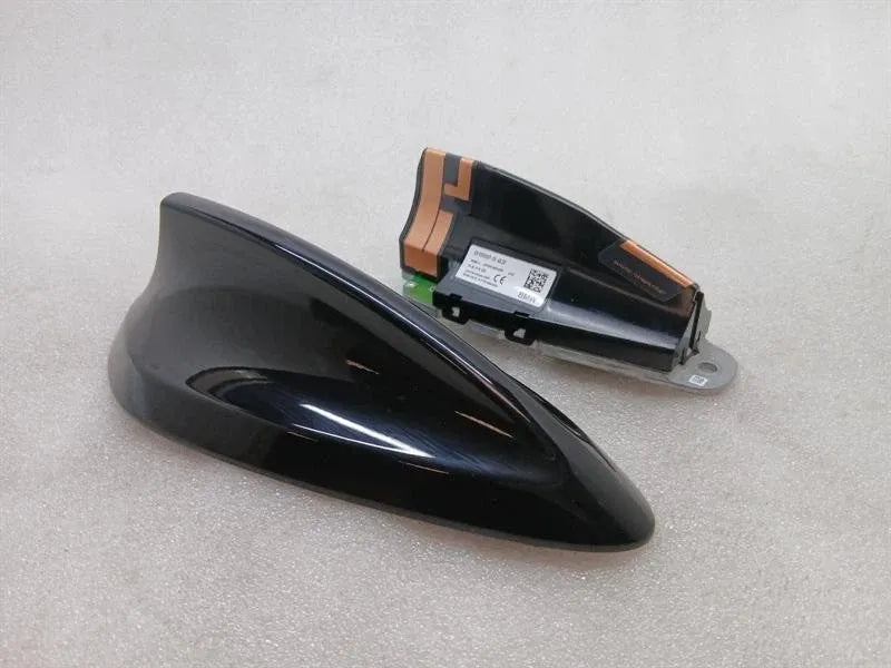 BMW 5 Series F90 G30 M5 Aerial / Antenna 9303037 Antenna