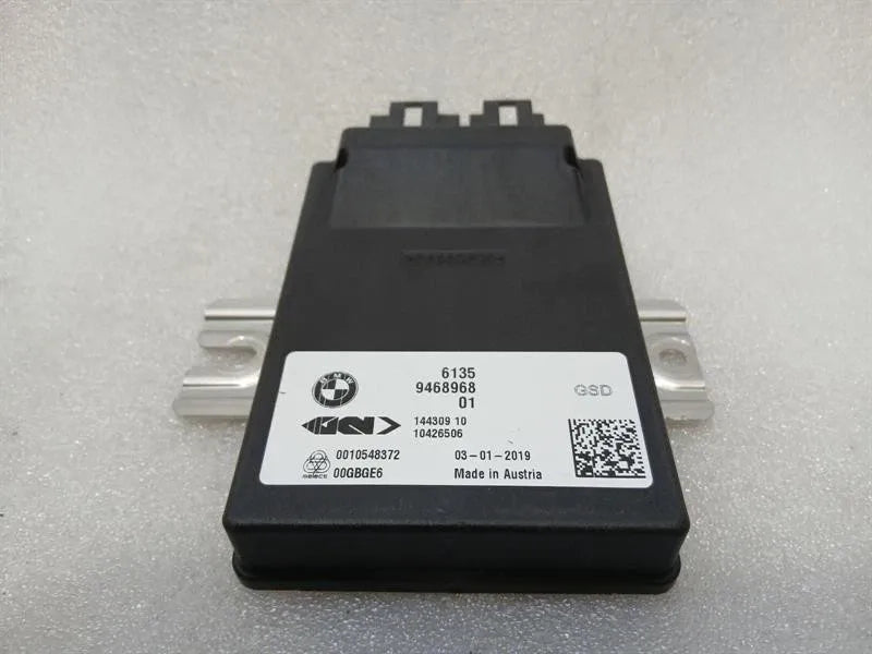 BMW 5 Series F90 G30 M5 Electronic Module 9468968 Control Unit DIFF