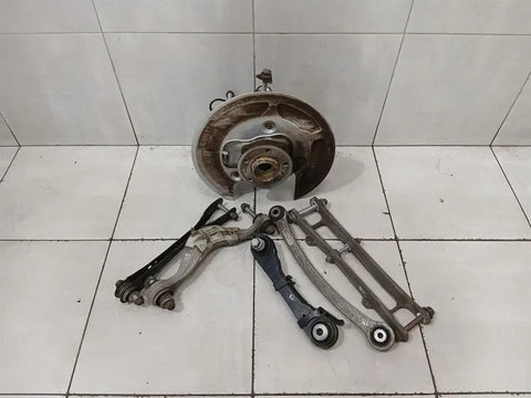 BMW 5 Series F90 G30 M5 Left Rear Hub 33309503995 Wheel Bearing Housing Rear Li SET