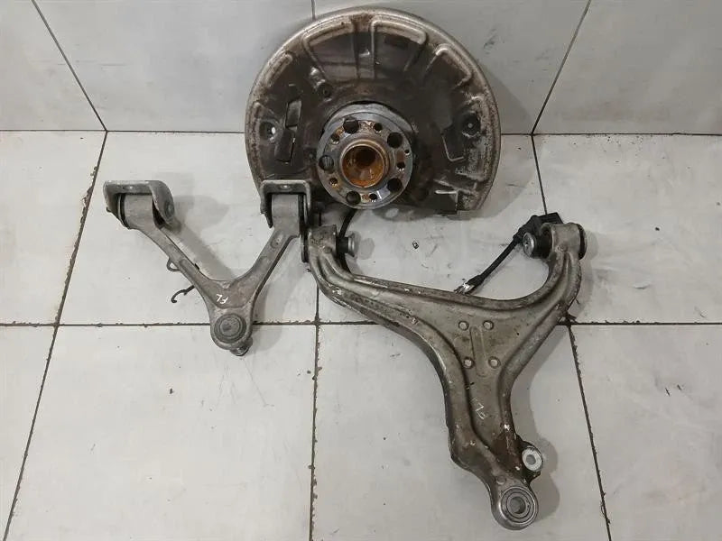 Mercedes GT R190 Left Front Hub A1903301501 SET Wheel Bearing Housing Front Left SET