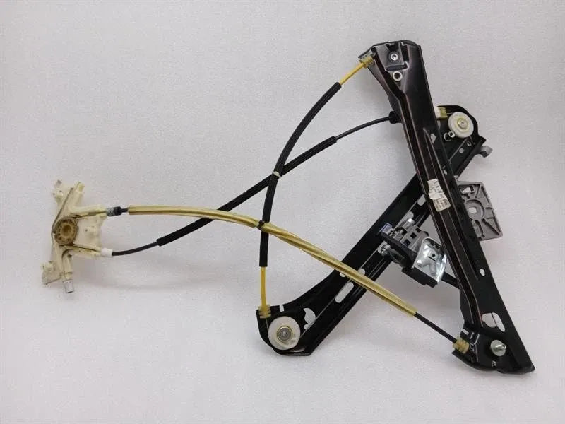 Mercedes GT R190 Roadster Left Front Door Winder A1907200146 Window Regulator Left
