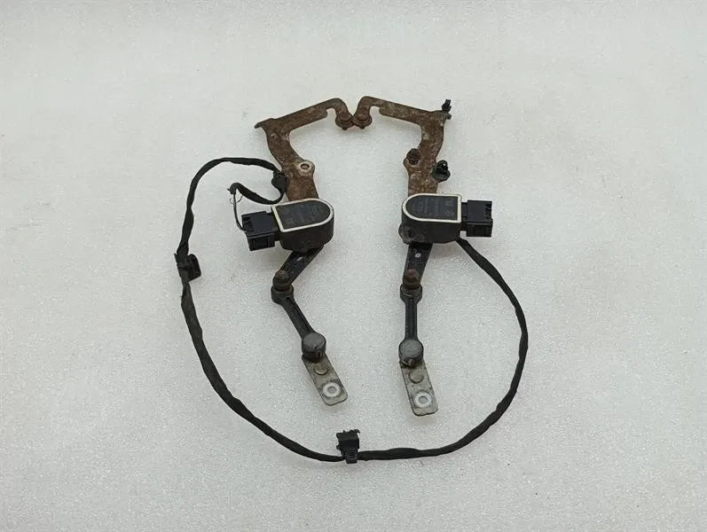 Mercedes C Class W205 Level Sensor Set A2139050701 Level Sensor Set