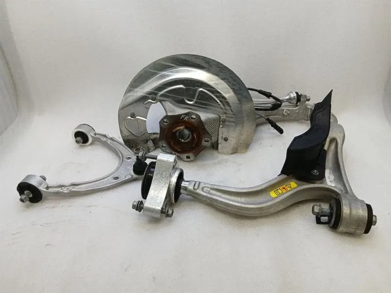 Porsche Panamera 976 G3 2024-26 Right Front Hub 971407246K Front Wheel Bearing Housing