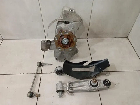 Porsche Boxster Spyder 718 Left Front Hub 99134195780 Wheel Bearing Housing Left GT4