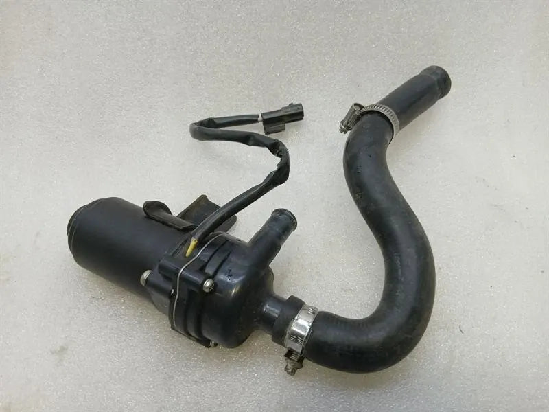 Aston Martin Vanquish S 04-07 additional cooling pump MJA6710-AA coolant pump