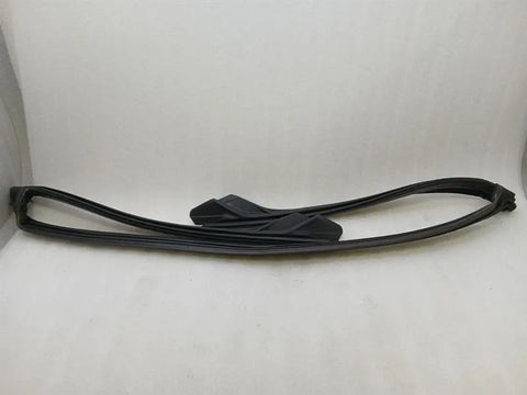 Chevrolet Corvette C8 windshield seal 84820761 windscreen seal convertible