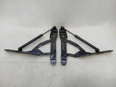 Chevrolet Corvette C8 boat hinge 84646652 set tailgate hinge