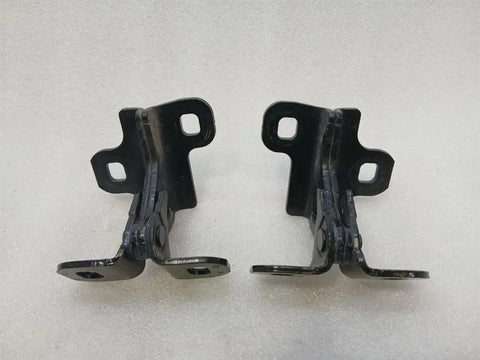 CHEVROLET CORVETTE C8 DOOR HINGE 22762357 DOOR HINGE SET KIT 22762356