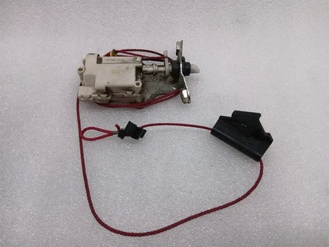 Ferrari F8 F142MFL Fuel Cap Actuator 85143200