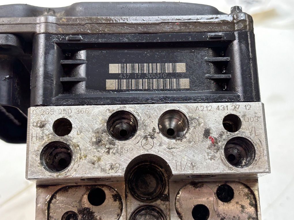 0265250366 ABS hydraulic unit / pump MERCEDES-BENZ E-CLASS (W212) (2009-2016)