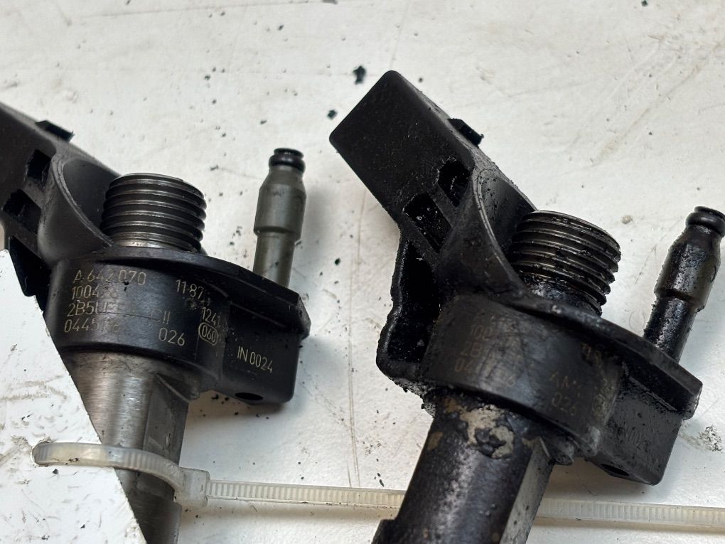 0445116025 0445116026 0986435404 Fuel injector set MERCEDES-BENZ E-CLASS (W212) (2009-2016)