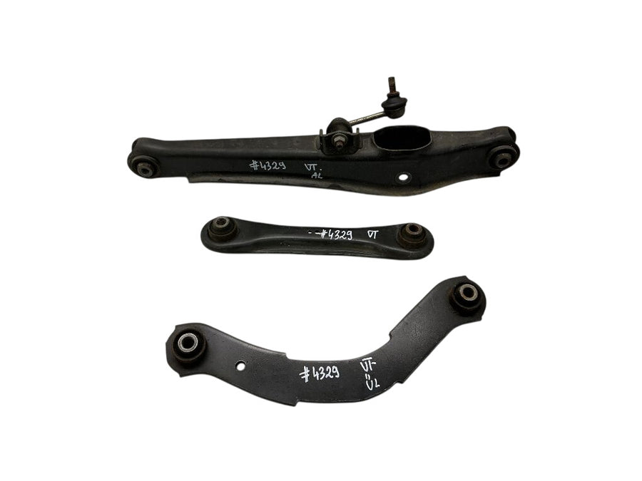 4113A125 4117A039 MN184100 Rear Axle Track Control Arm lower left MITSUBISHI OUTLANDER III (GG, GF, ZJ, ZK, ZL) (2012-2021)