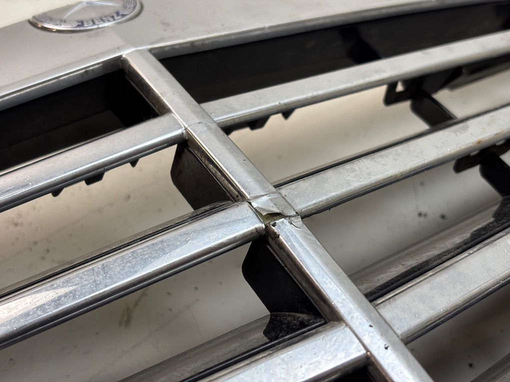 A2218800483 Radiator Grille MERCEDES-BENZ S-CLASS (W221) (2005-2013)