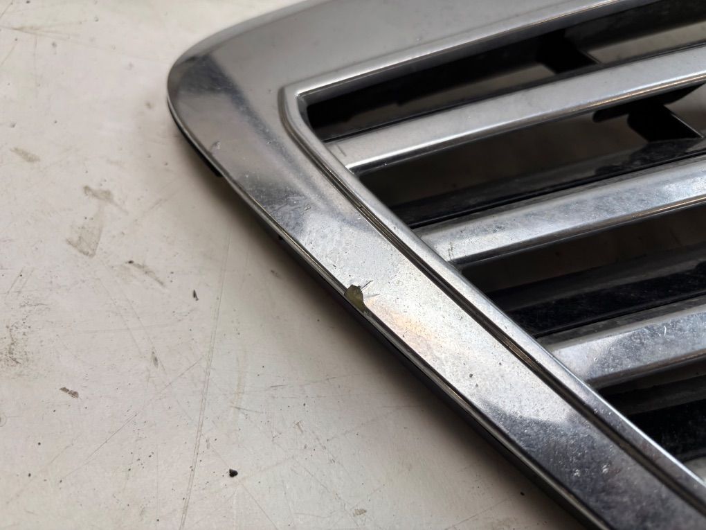 A2218800483 Radiator Grille MERCEDES-BENZ S-CLASS (W221) (2005-2013)