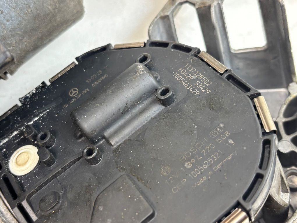 1397220588 1397220508 3397021044 3397021045 Windscreen wiper motor set MERCEDES-BENZ S-CLASS (W221) (2005-2013)
