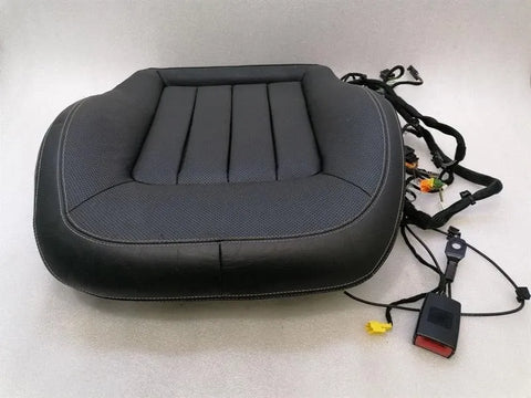 Mercedes CLS W218 left lower seat cushion A2189100950 seat cushion vented
