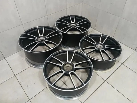 PORSCHE 911 992 ALLOY WHEEL SET 992601025AT Rim SET TURBO S CENTRE LOCK