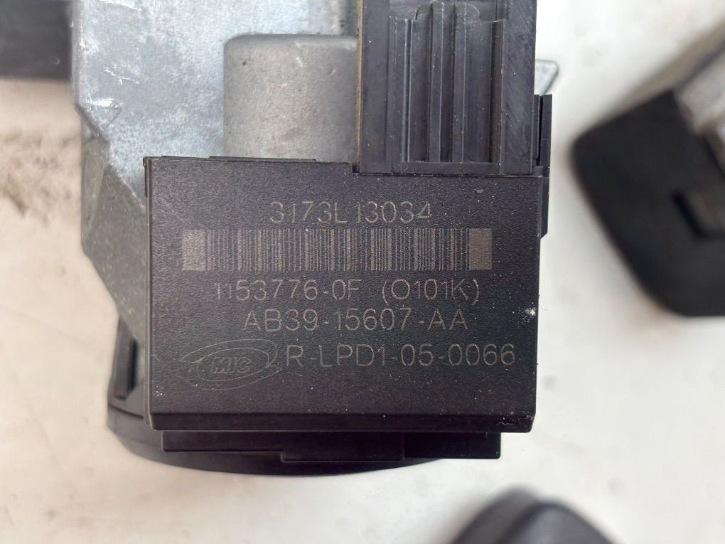 1750126 Ignition switch lock (ignition barrel) FORD RANGER III (TKE, PX) (2011-2023)