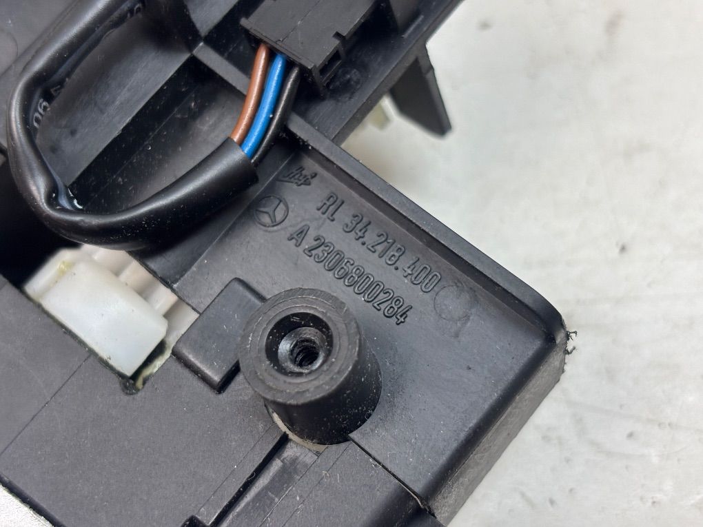 A2305452308 Ignition switch lock (ignition barrel) MERCEDES-BENZ SL-CLASS (R230) (2001-2012)