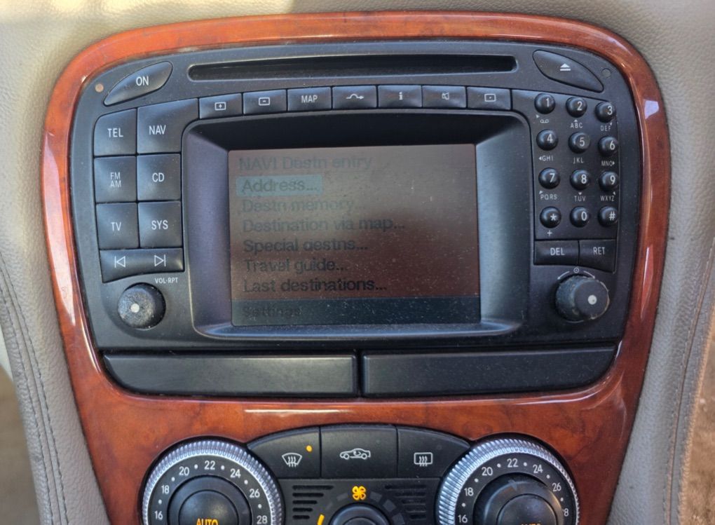 7612001523 8618001514 7612001723 Radio MERCEDES-BENZ SL-CLASS (R230) (2001-2012)
