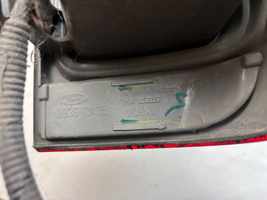 2318463 Tail light left FORD RANGER III (TKE, PX) (2011-2023)