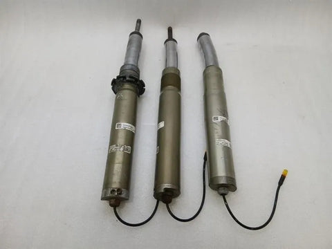 Porsche 911 991 Shock Absorber Front Set of 3 991343045B4 for parts only defect