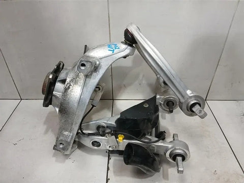 Ferrari 812 Superfast F152M Left Front Hub 328039 Wheel Bearing Housing Front Left