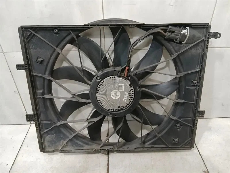 MERCEDES C63 AMG W205 Radiator Fan A0999069100 Fan Electric Fan M177 850W