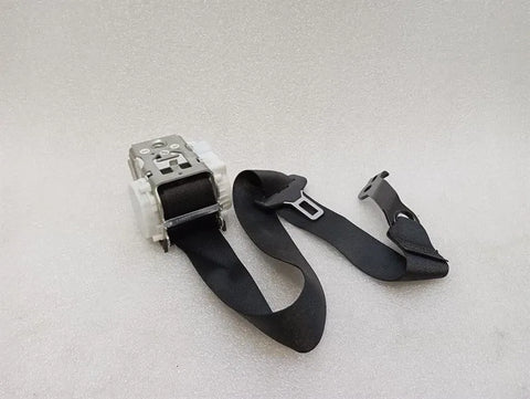 Mercedes C W205 rear centre seat belt A2058601385 seat belt belt rear