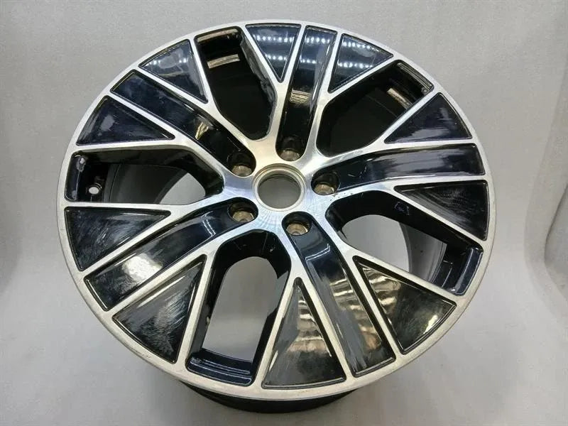 Porsche Taycan 9J Rear Alloy Wheel 9J1601025CS 11JX20 ET60 Rear Rim