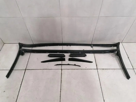 Porsche Targa 911 991 roof frame seal 99156293400 roof frame seal 99156295100