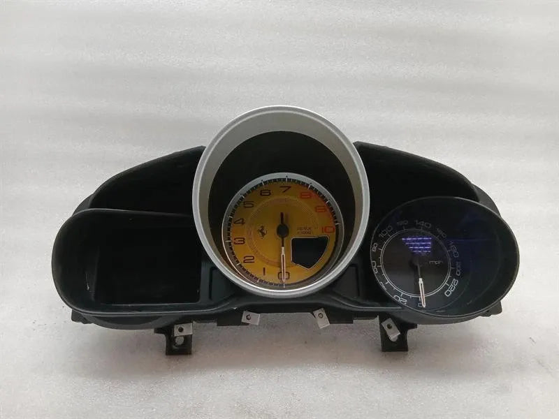 Ferrari California T F149 14-17 Cluster Yellow Dial 310035 Speedometer USA