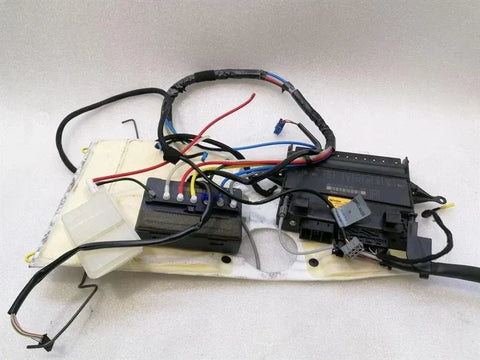 Mercedes S-Class W220 Right Seat Control Module A2209102075 Seat Control Unit