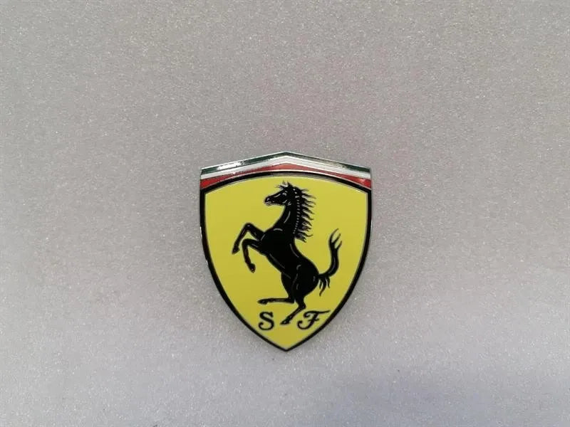 Ferrari California T F149 14-17 85118000 logo wing fender badge