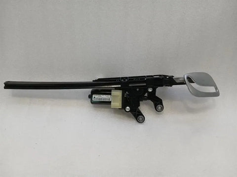 Bentley Continental GT W12 Speed Left Seatbelt Feeder 8F0857759 Belt Carrier Motor