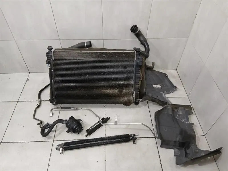 Aston Martin DB9 Volante radiator pack set 8D33-8005-AC radiator package set