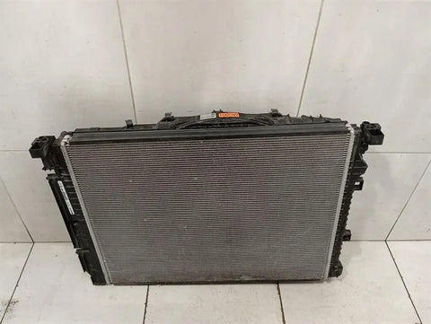 Mercedes E63 AMG W213 Radiator Pack A0995000501 Radiator Pack FAULTY