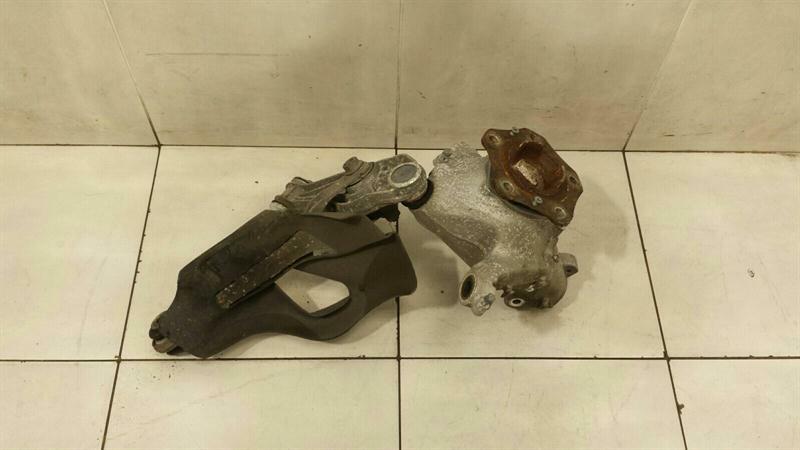Porsche 911 991 Right Front Hub 99134115805 Wheel Bearing Housing Front AWD Turbo S 4S