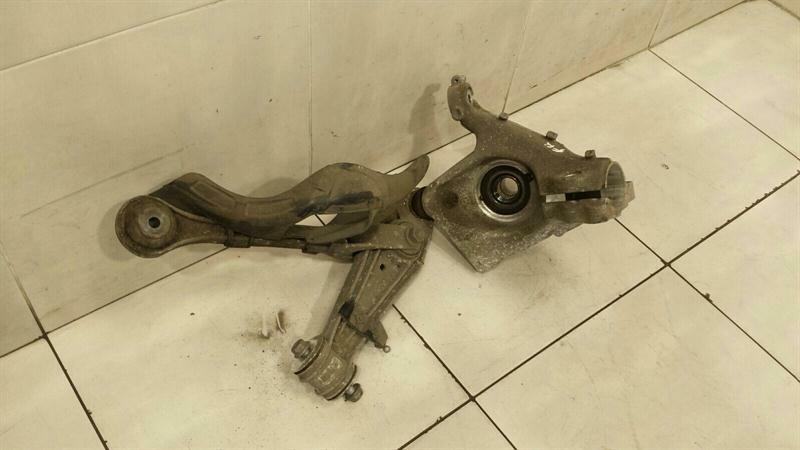 Porsche 911 991 Right Front Hub 99134115805 Wheel Bearing Housing Front AWD Turbo S 4S
