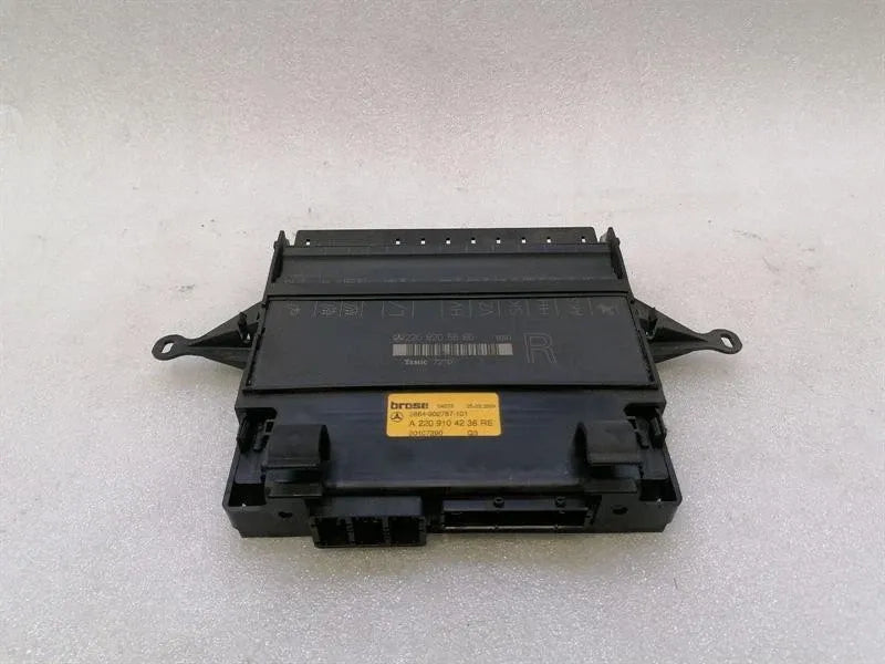 Mercedes S W220 right seat control module A2209104236 control unit seat module