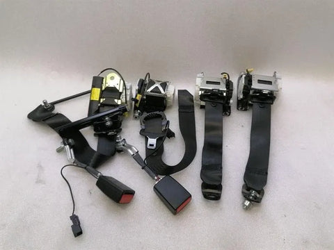 Maserati Granturismo M145 Seatbelt Set 8709000 Seat Belt Set 866900