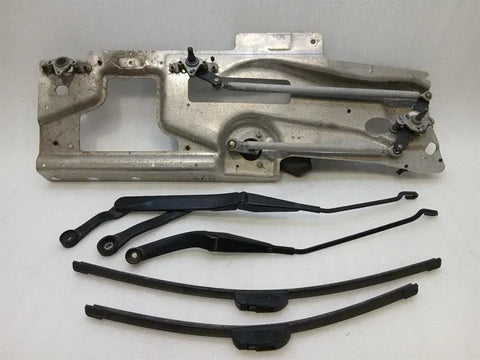 Aston Martin DB9 Volante Front Wiper Engine CD43-17504-DA RHD UK JPN AU